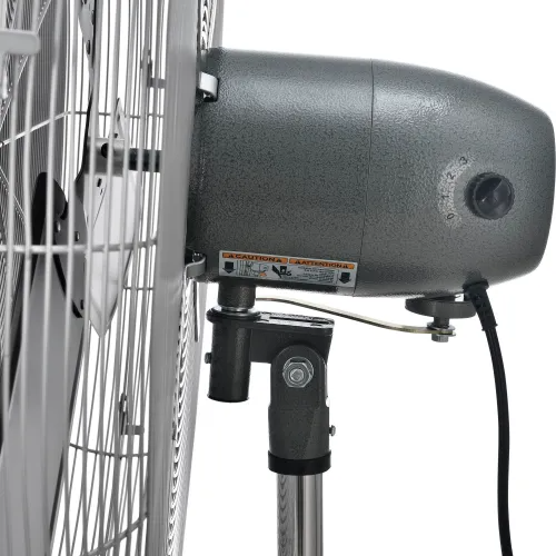 Ventilateur sur pied oscillant Global Industrial™ de 30 po, 8 775 pi3/min, 1/3 CV, monophasé